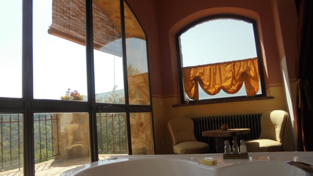 La Casina Di Giannetto Pensionat Seggiano Rum bild